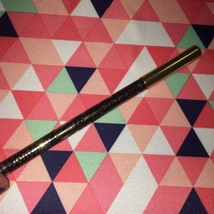 Makeup - FREE GIFT WITH PURCHASE! Makeup - FREE GIFT WITH PURCHASE!